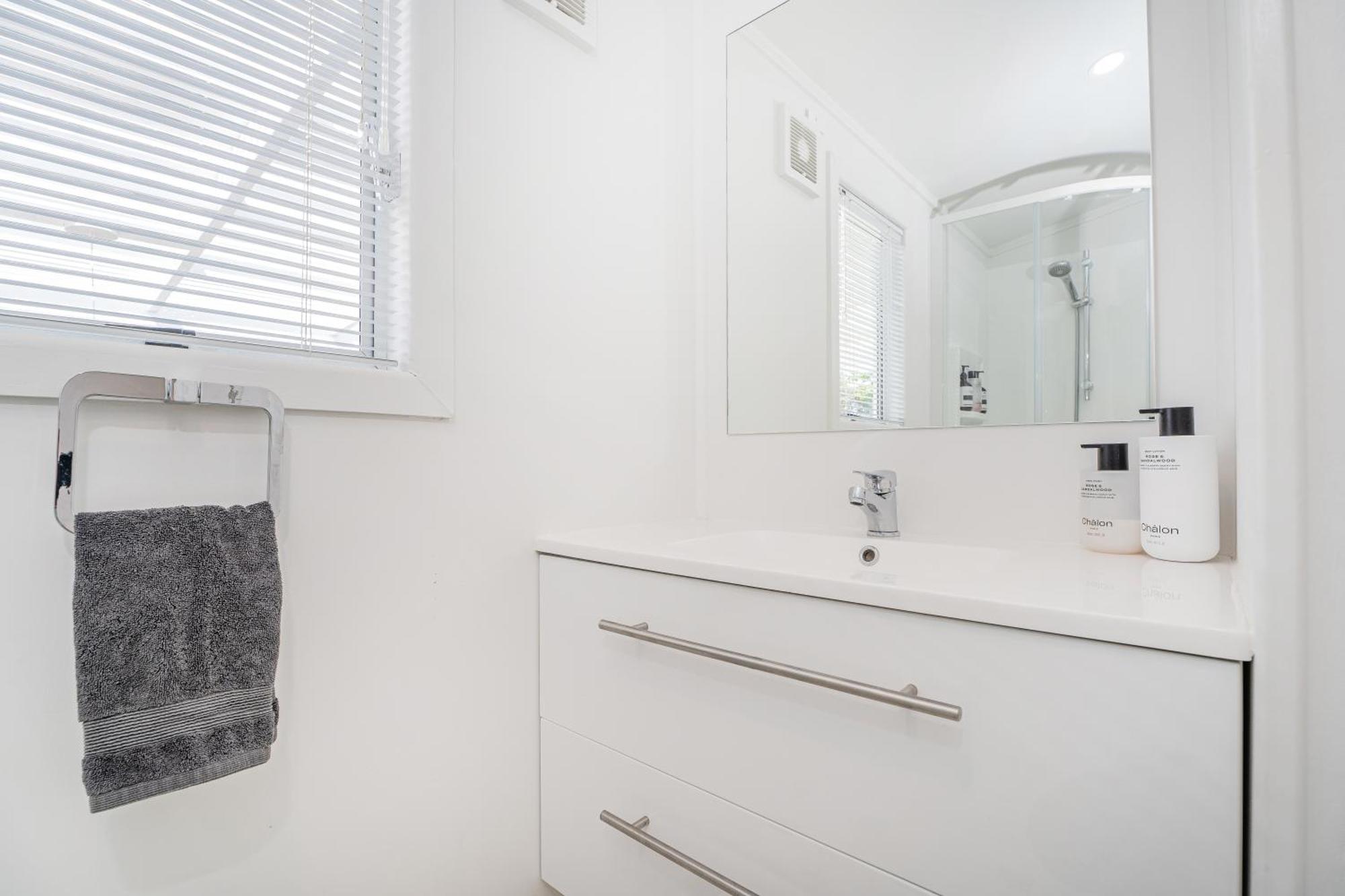 Blue Belle Cottage Whitianga Bagian luar foto