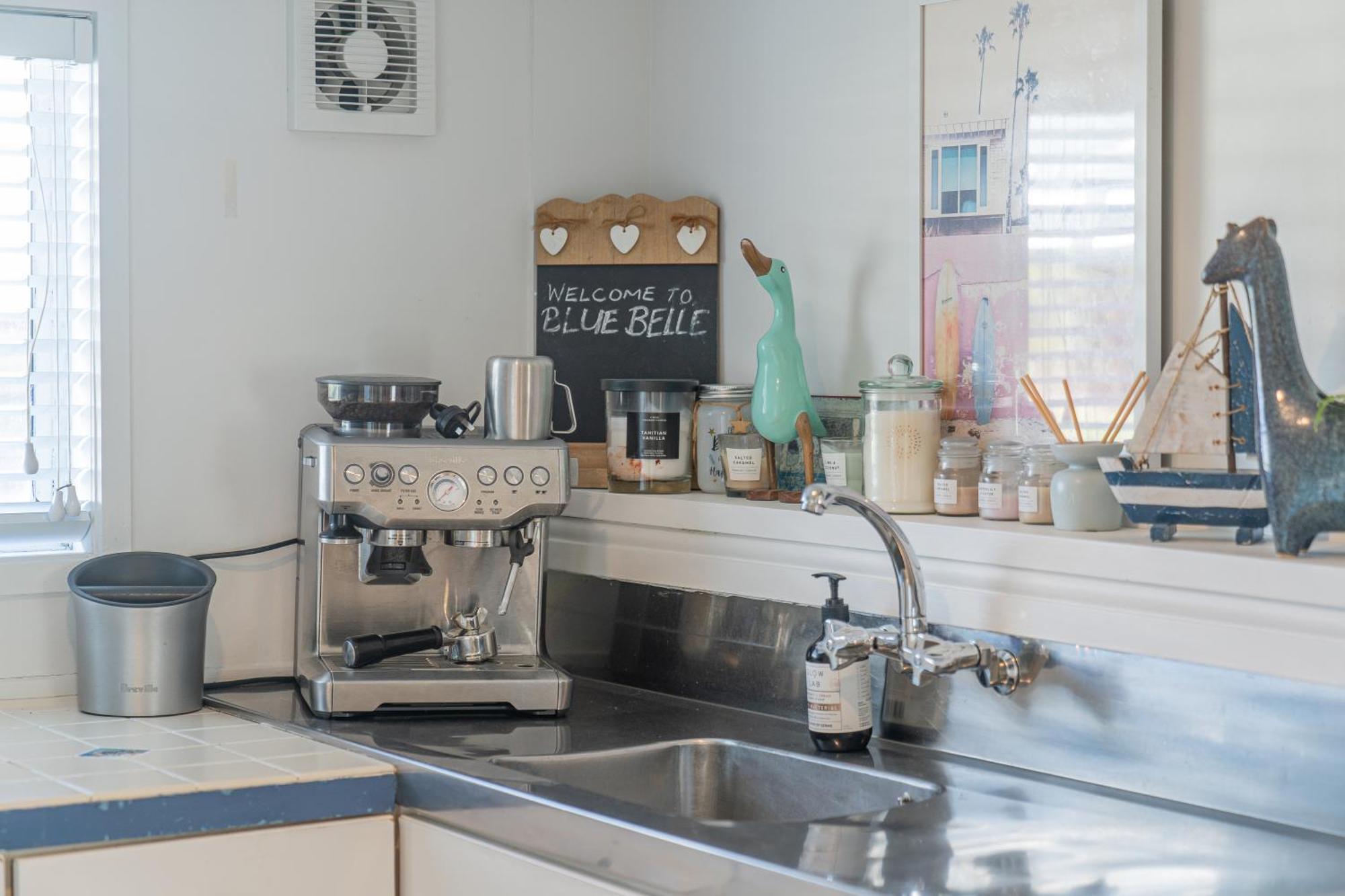 Blue Belle Cottage Whitianga Bagian luar foto